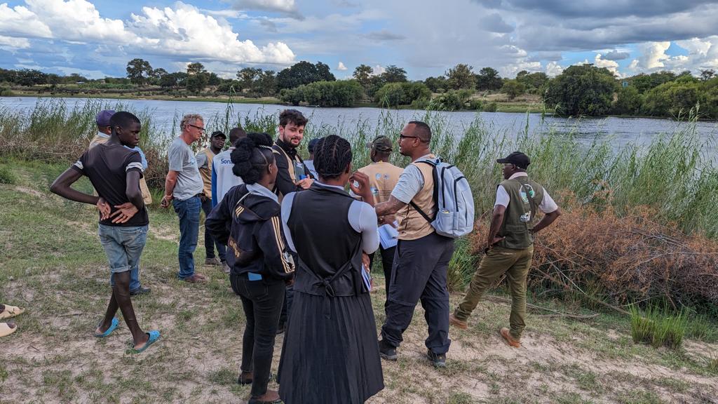 Première mission de supervision du projet ADSWAC, Etape 1 : Angola