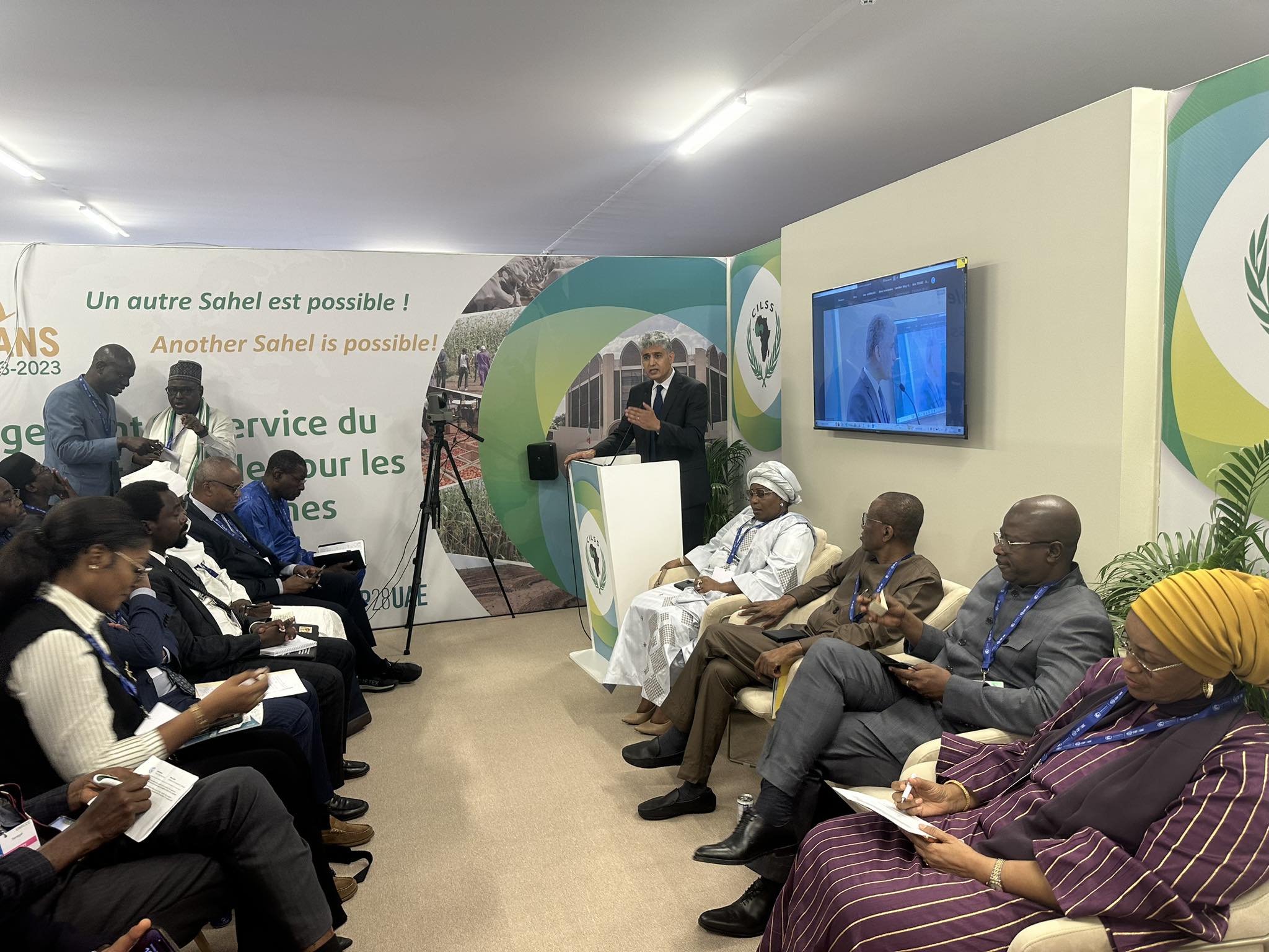 At the COP28UAE, Mr. Nabil Ben Khatra, OSS Executive Secretary took part in the ministerial meeting on “Land Restoration and Resilience to Drought in the Sahel”