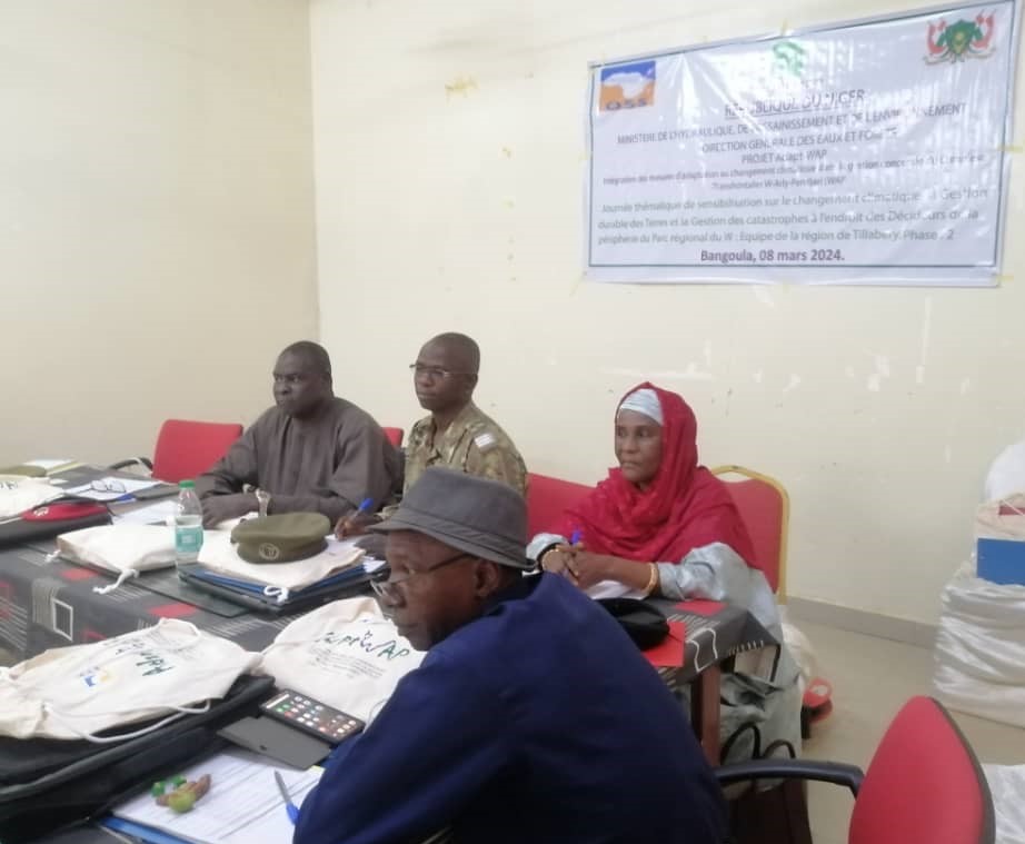 Niger Component: Training for Decision-Makers on Climate Change, Tillabéry 