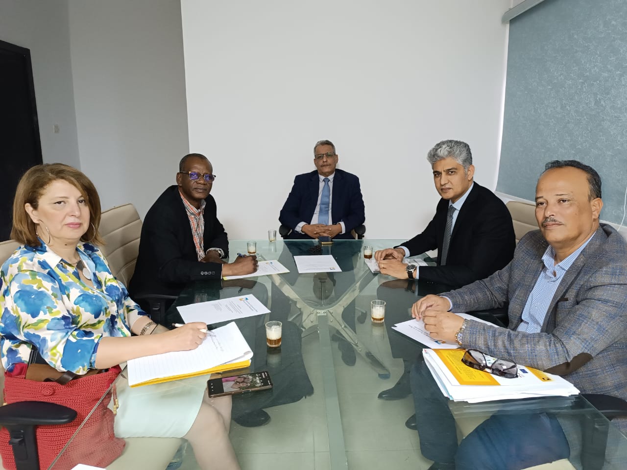 Réunion de suivi du pilote de démonstration du Dhar de Nema au Centre National des Ressources en Eau, Nouakchott, 22 avril 2024