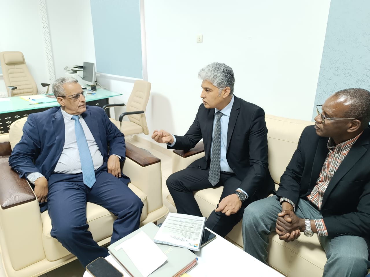 Follow-up meeting for the demonstration pilot of Dhar de Nema at the National Water Resources Center, Nouakchott, April 22, 2024