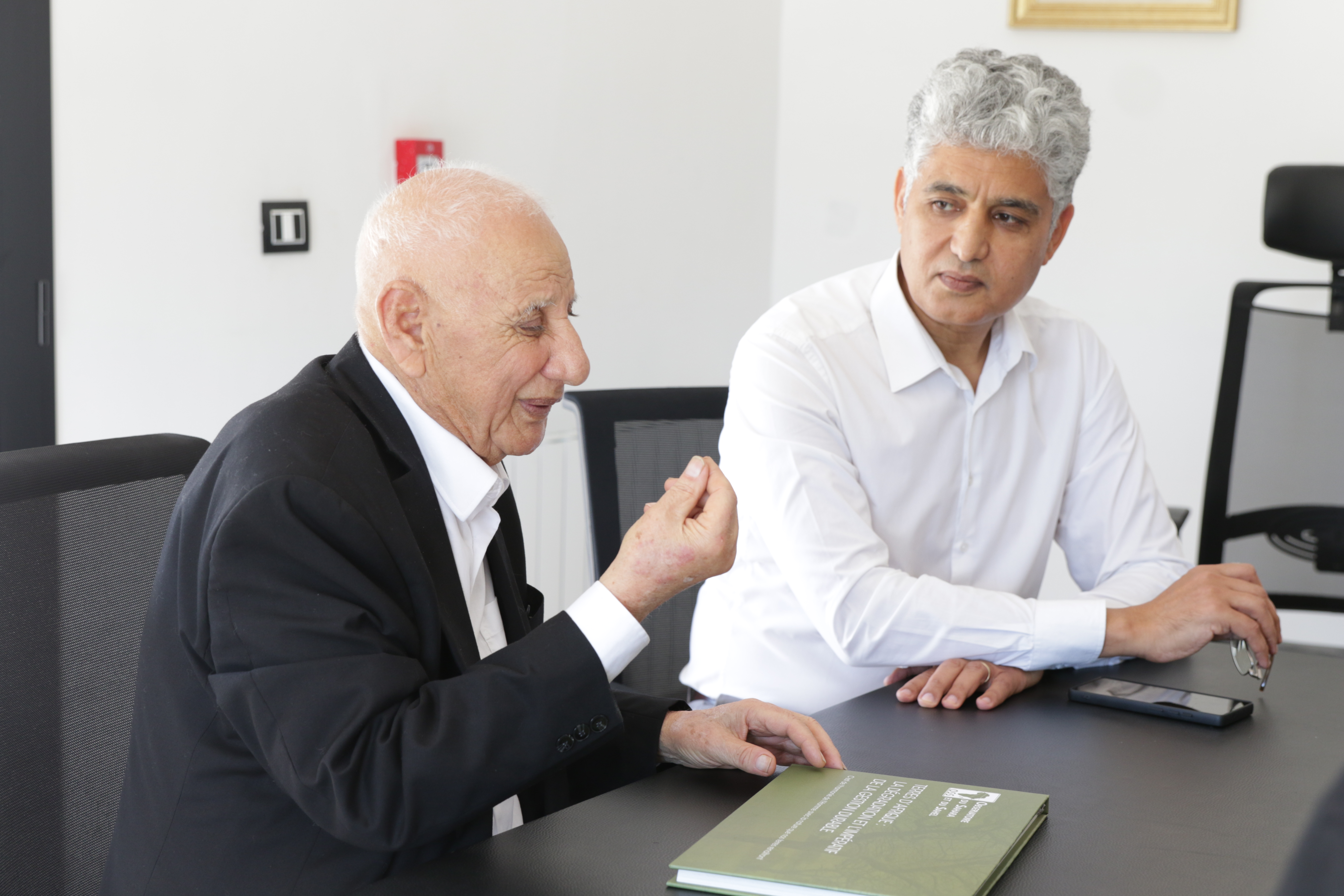 Discovering the "7 Saharas": Édouard Le Floch and his exceptional lecture at the OSS